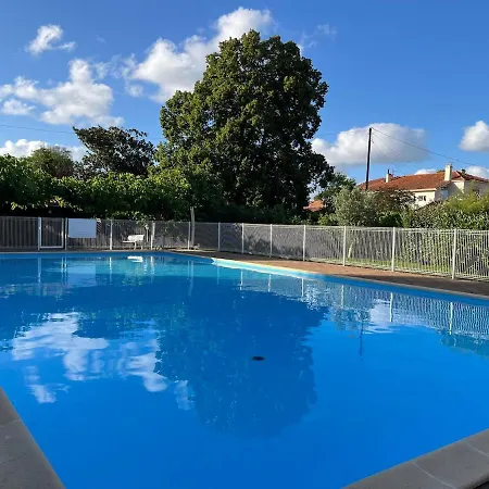Jolie Maison De 8 Personnes - Piscine Commune A La La Teste-de-Buch