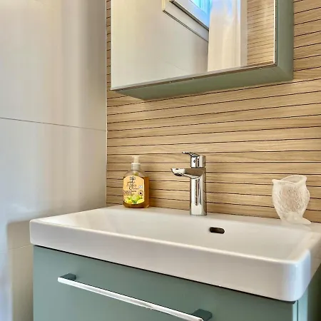 Jolie Maison De 8 Personnes - Piscine Commune A La Feriehus